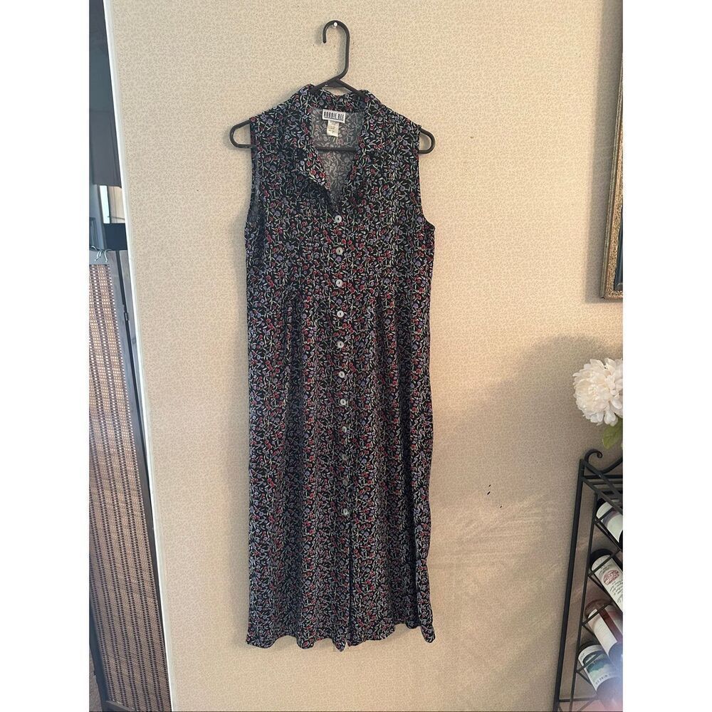 Robbie Bee sleeveless maxi dress